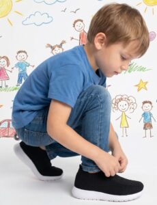 Zapatillas tejidas De niños Ideal para la temporada Primavera & verano Base livianas Talles 27 al 34 Disponibles: Negro,gris,beige Son unisex
